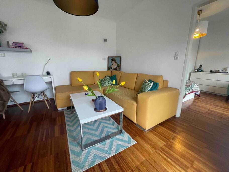 Apartament Cosy Flat With Huge Terrasse! Long Or Shortterm Wiedeń Zewnętrze zdjęcie