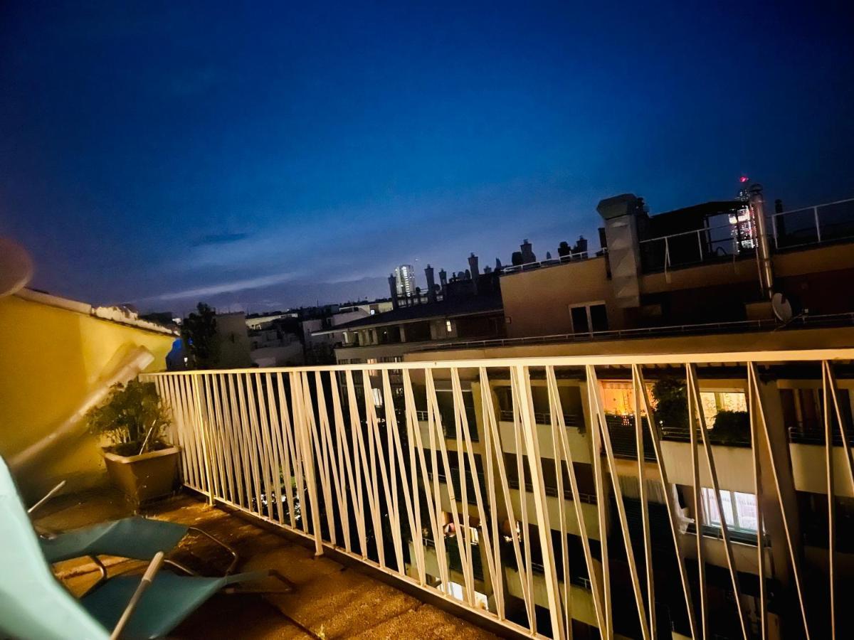 Apartament Cosy Flat With Huge Terrasse! Long Or Shortterm Wiedeń Zewnętrze zdjęcie